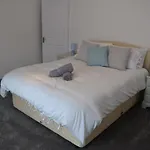 Modern 5-Bedroom Home