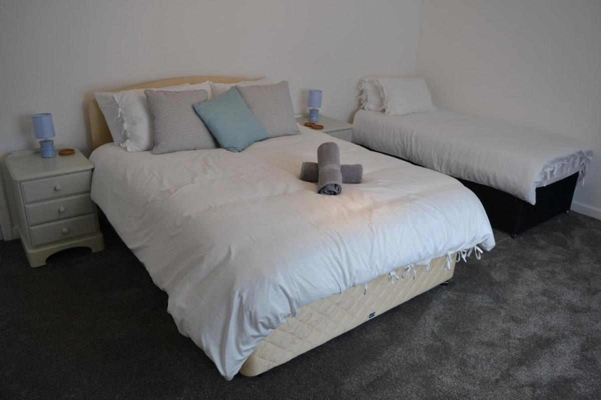 Modern 5-bedroom Hébergement de vacances Bristol