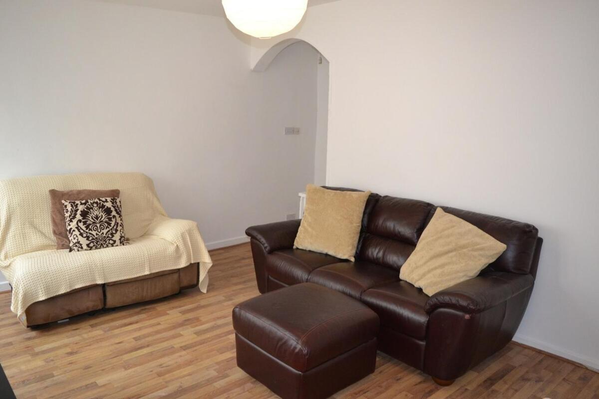 Modern 5-bedroom * Bristol